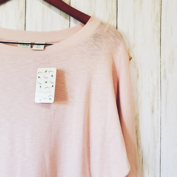 Lucy & Laurel Tops - NWT Lucy & Laurel, pink, batwing sleeve,